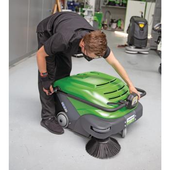 Cleancraft Handgeführte Kehrsaugmaschine KM 825