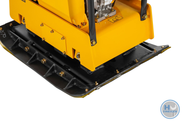 Lumag Maschinen RPi38DE Rüttelplatte Diesel-Motor 38 kN Verdichtungsdruck