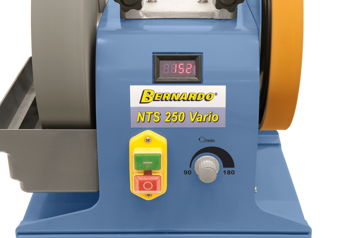 05-1083 Bernardo Holz NTS 250 Vario