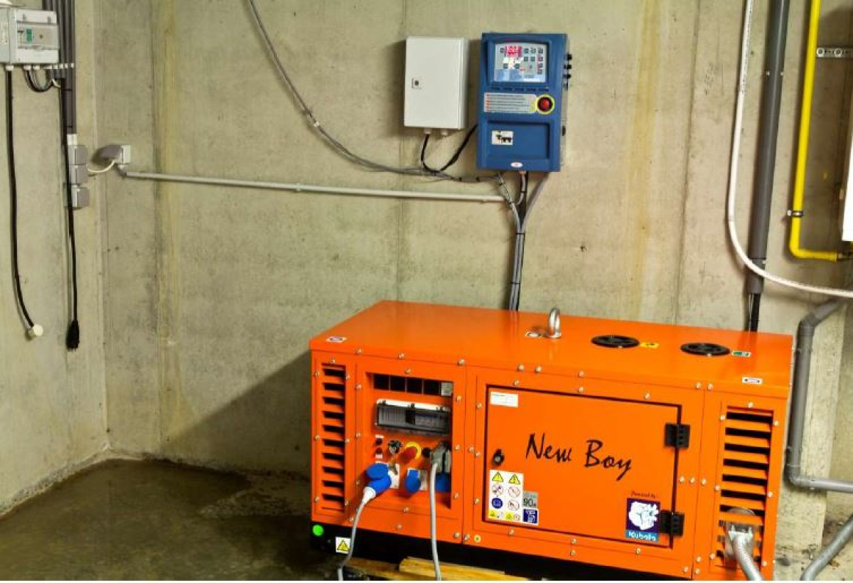 Europower Stromerzeuger New Boy EPS133TDE inkl Automatische Start Stopp-Steuertafel Stromausfall DIESEL