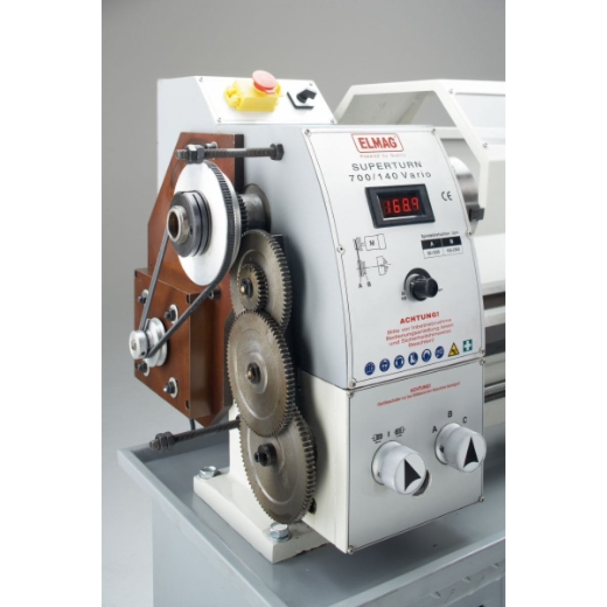 ELMAG Universal-Drehmaschine