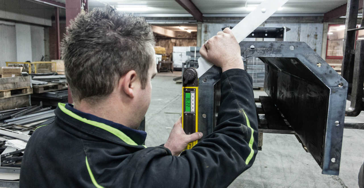 STABILA Elektronik-Winkelmesser TECH 700 DA, 45 cm