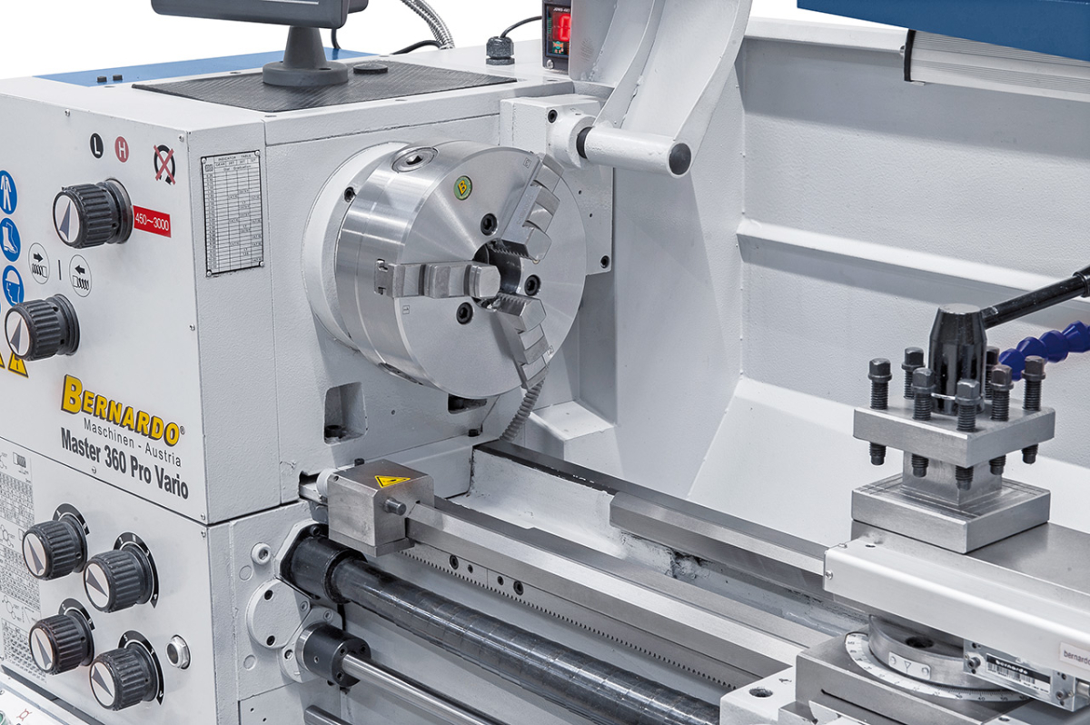 03-1276XL Bernardo Universaldrehmaschinen mit stufenloser Drehzahl Master 360 Pro Vario inkl. 3-Achs-Digitalanzeige