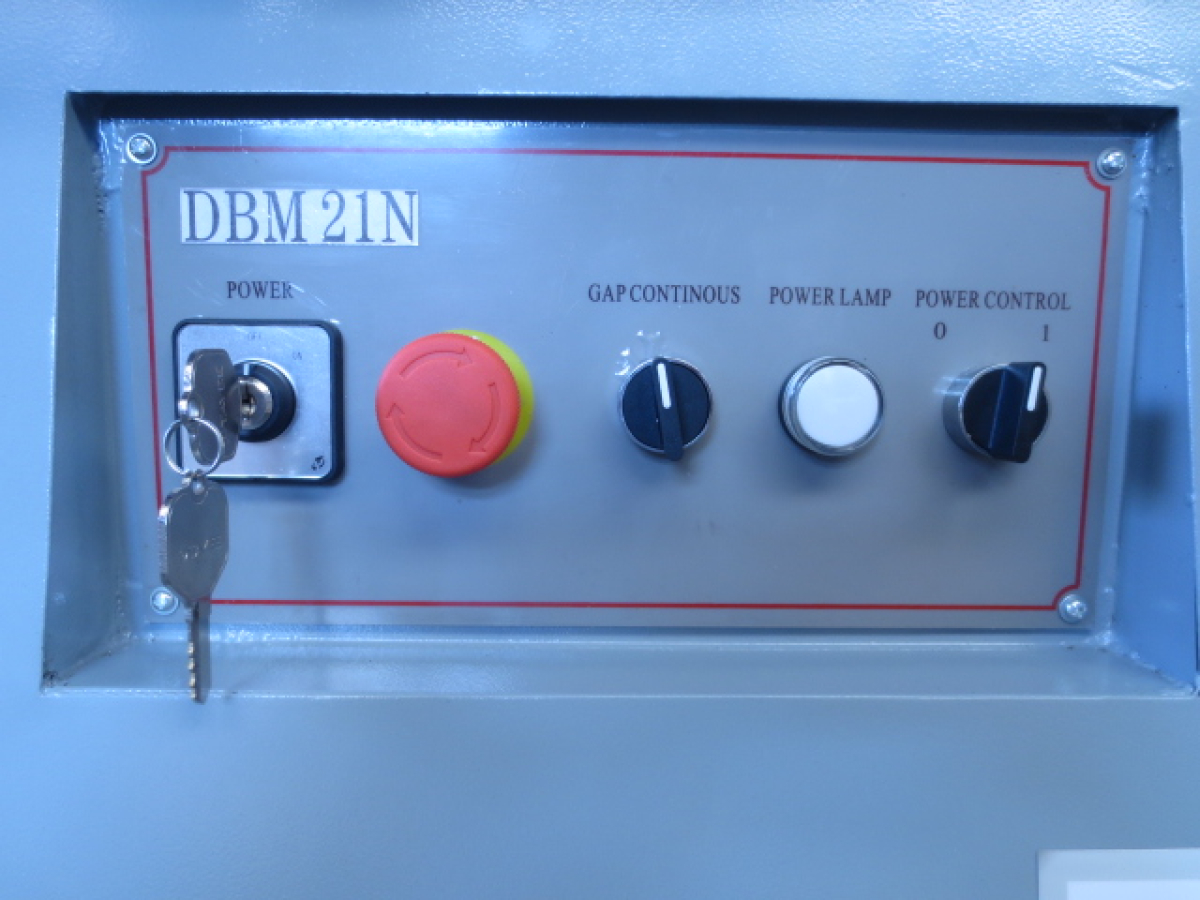 Holzmann Maschinen Dübelbohrmaschine inkl. Fußbedienung DBM21N_400V