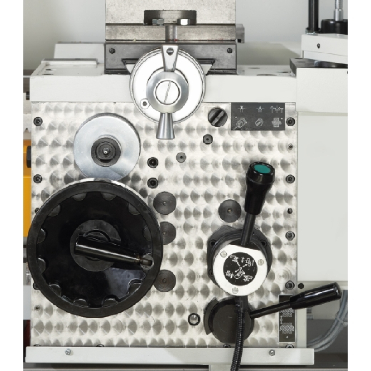 ELMAG Universal-Drehmaschine