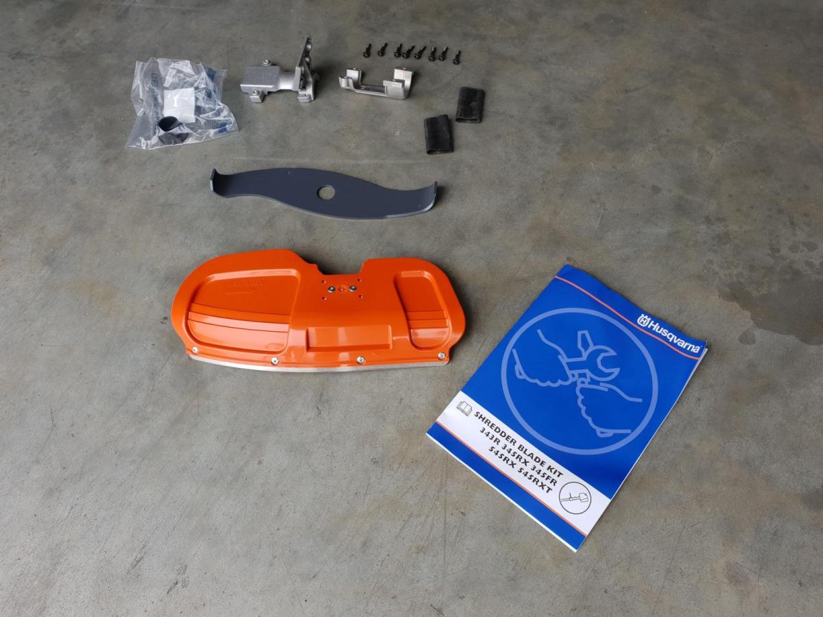 544842901 Husqvarna Mulchmesser Kit - mit Befestigung passend für Freischneider 345RX / 545RX / 545RXT / 555FRM