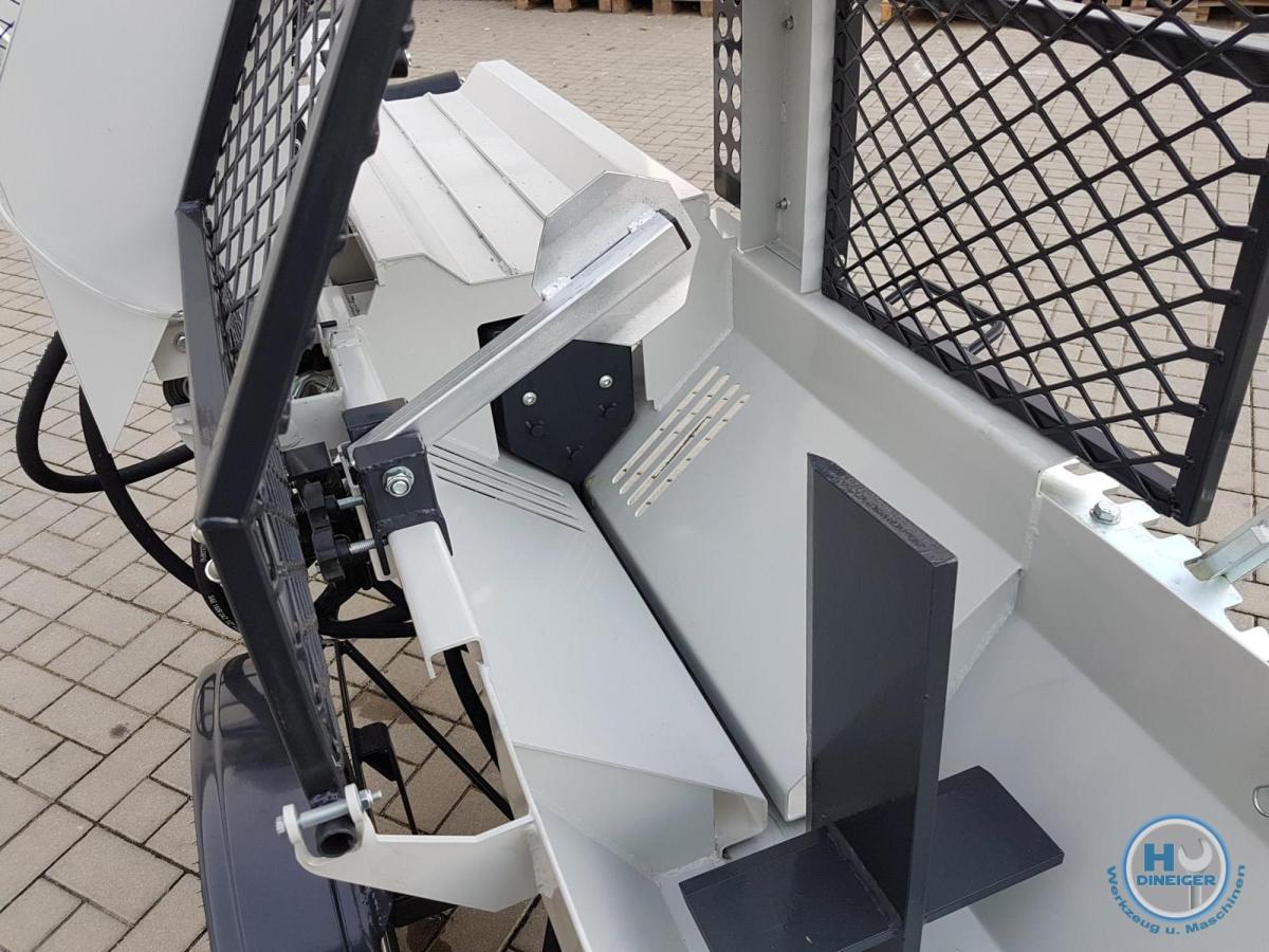 Lumag Maschinen SSA 400 G Sägespaltmaschine mit 9,5 kw Benzinmotor inkl Förderband (unmontiert)