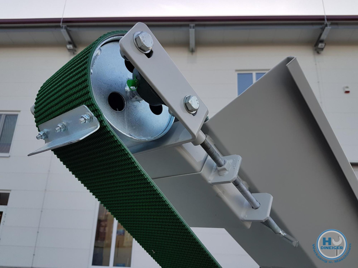 Lumag Maschinen SSA 400 G Sägespaltmaschine mit 9,5 kw Benzinmotor inkl Förderband (unmontiert)